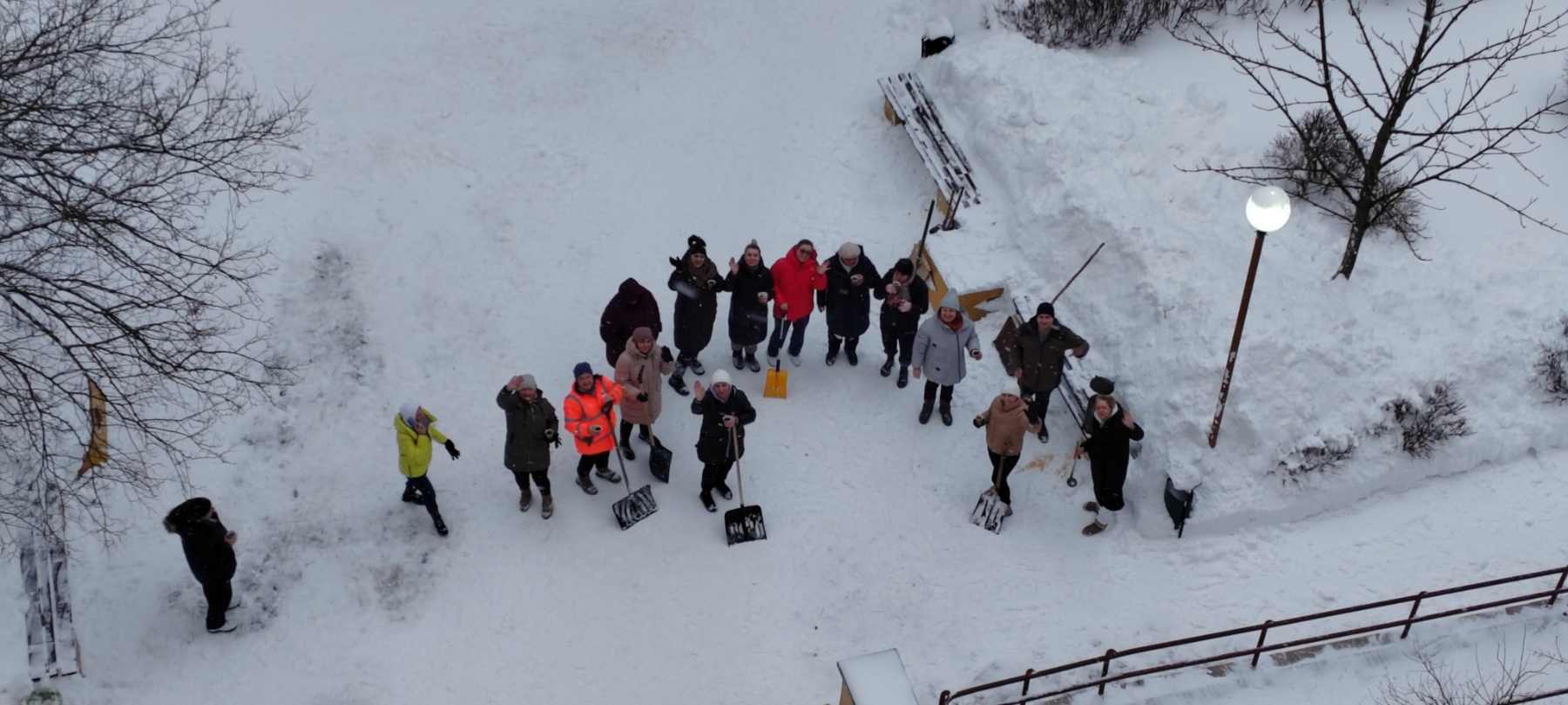 0 02 05 e20226cff1aae4e6bd2b25e7956fe12видСверху