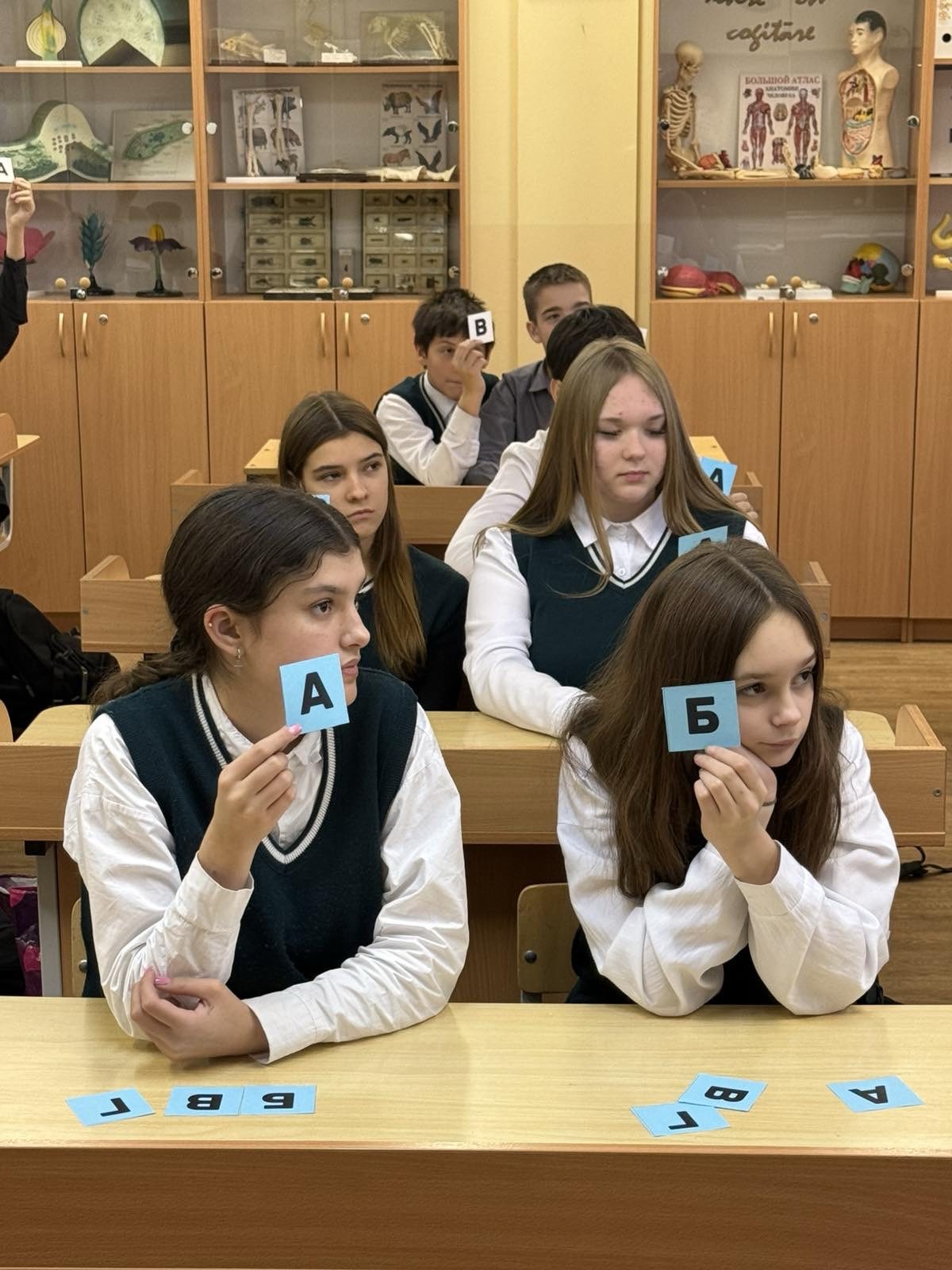 0 02 05 e781da05a945dd94дети